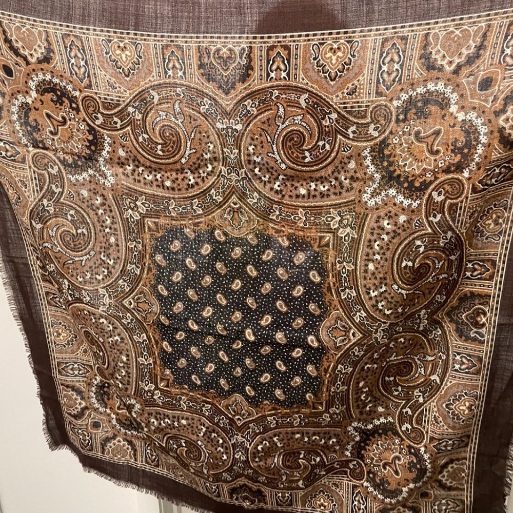 Vintage - brown scarf with pattern